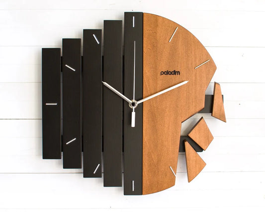 Shattered Broken Wall Clock Wooden Wall